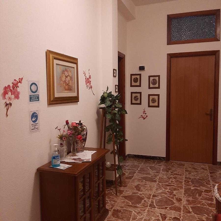 B&B Da Andreina Guspini Exteriér fotografie